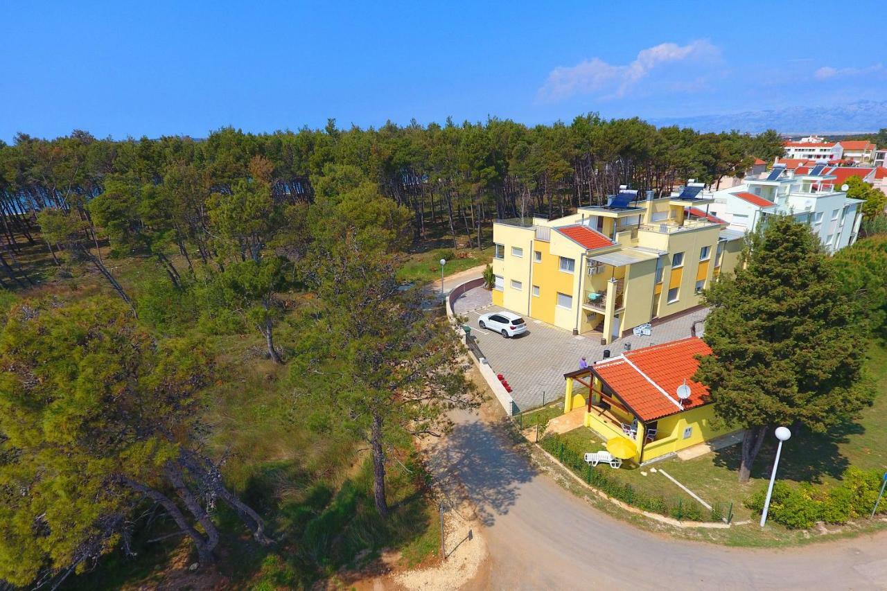 House On The Beach Tin Privlaka  Exterior foto